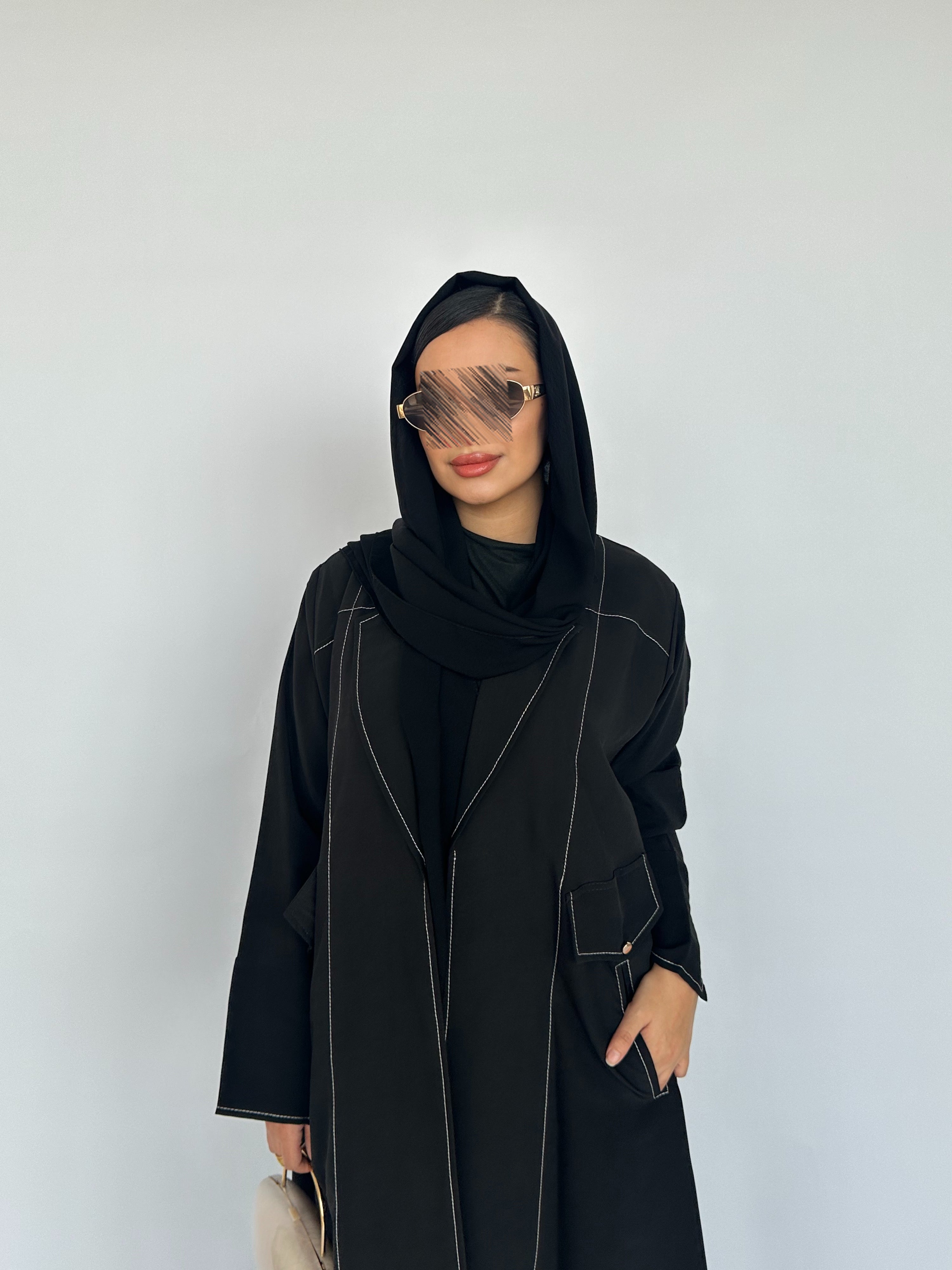 MW645 - Light Crepe Standing with Jacquard Half-Cloche